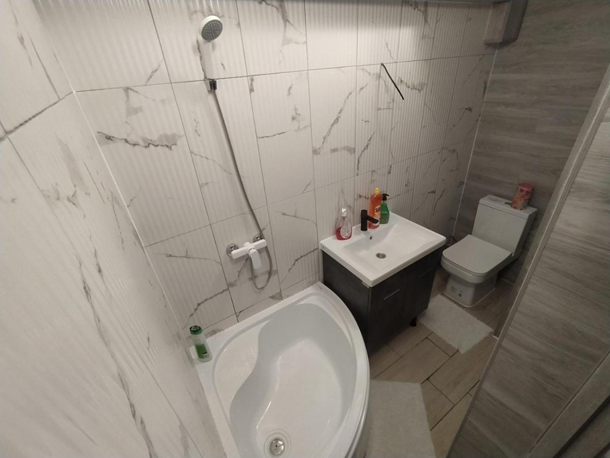 Appartamento Штефан64 Chişinău Esterno foto