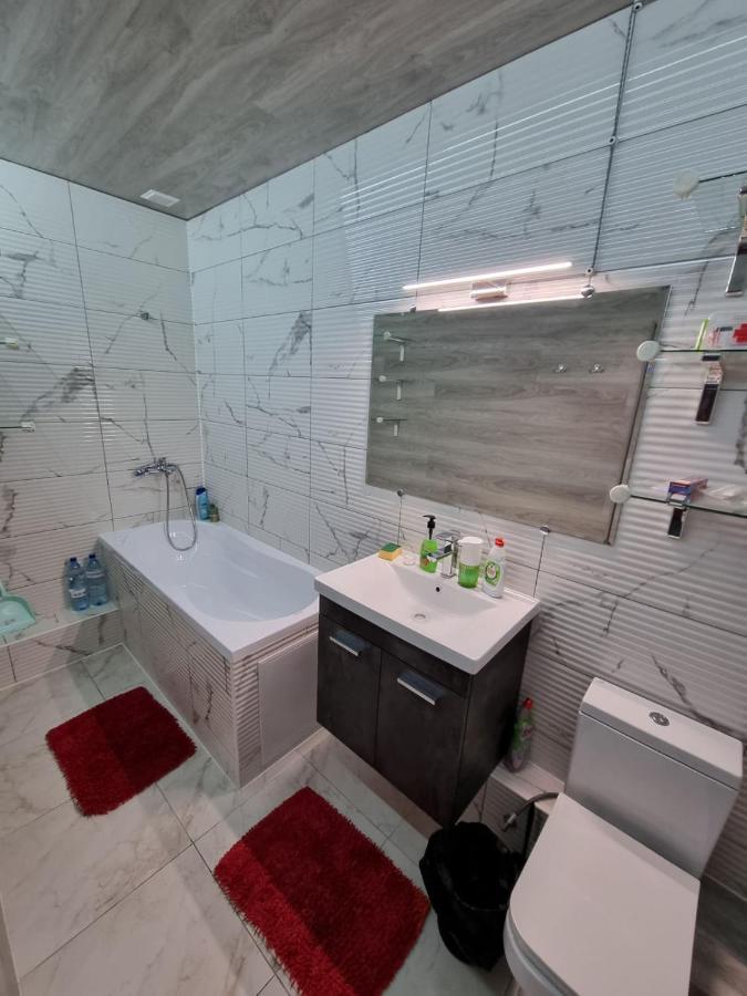Appartamento Штефан64 Chişinău Esterno foto