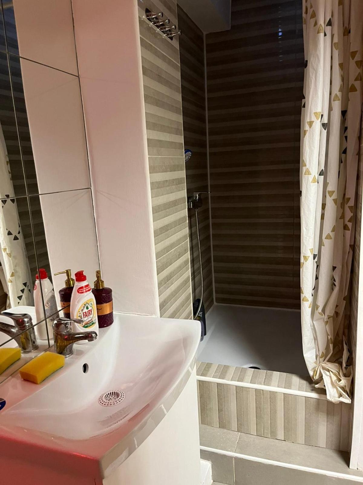 Appartamento Штефан64 Chişinău Esterno foto